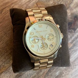 MICHAEL KORS Gold Watch MK5055 (like new!)